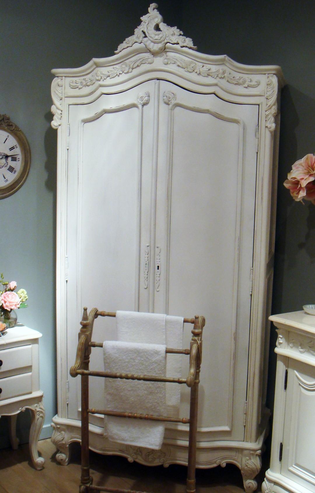 French Chatou Range - Large craved Armoire/Wardrobe - Antique White Finish