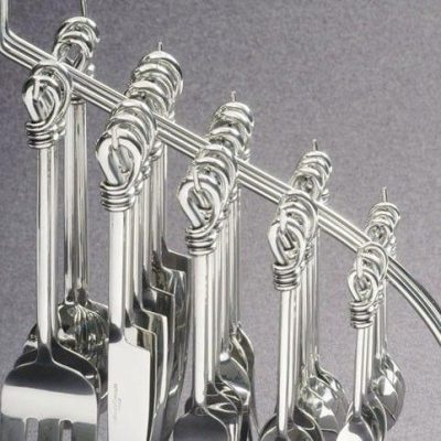 24 Piece Cutlery Set – Highly Polished Chrome – Knot Design & Stand