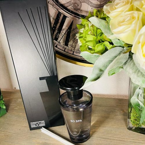 'So Spa' Reed Diffuser - Glass Bottle - Gift Boxed - 300ml