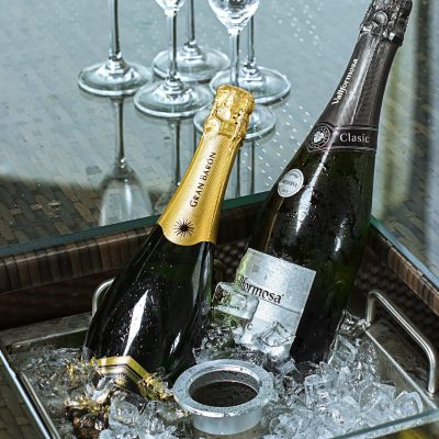 6 Seater Rectangular Dining Set – Ice Bucket – Parasol & Base – Grey Polyweave