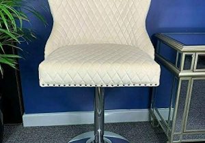 Bar Stool Deep Buttoned Chrome