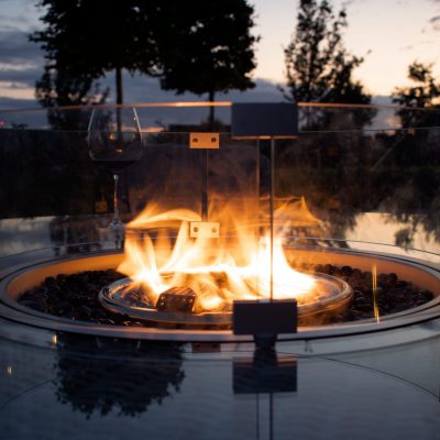 6 Seat Round Fire Pit Garden Dining Set – Grey Polyweave – Venice Chairs