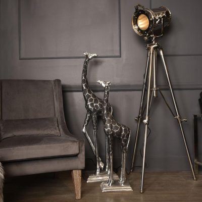 Standing Giraffe Sculpture – Head Looking Back – Extra Large