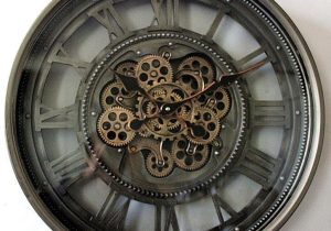60cm Wall Clock - Gold Moving Cogs - Champagne Silver Finish