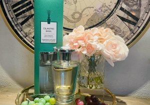 'Cilantro & Basil' Reed Diffuser - Shaped Glass Bottle - 300ml