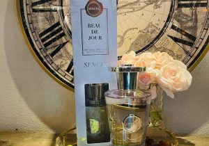 'Beau De Jour' Reed Diffuser - Shaped Glass Bottle - Gift Boxed -1000ml