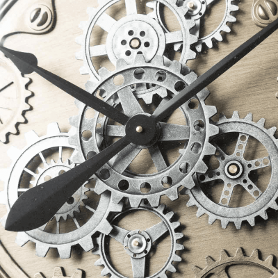 Wall Clock – Moving Cogs – Battery Operated – Champagne Silver Finish