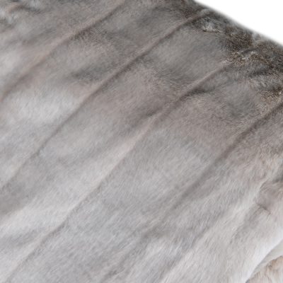 Luxury Fur Throw in Oyster Colour – 140cm x 180cm