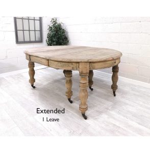 Dining Table - Reclaimed Wood Finish - Fully Extending Up to 320cm