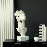 Statue 'Cream Face Lady' Antique Cream - Image 4